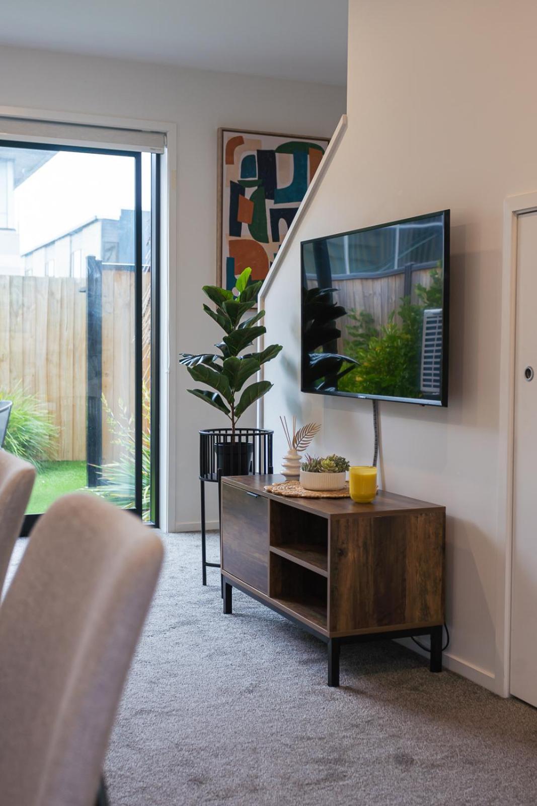 Modern 2 Bedroom Townhouse In Cbd With Parking! Sleeps 5 Christchurch Exterior foto
